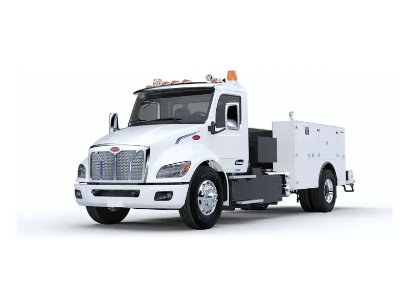 Peterbilt 537EV electric rigid truck
