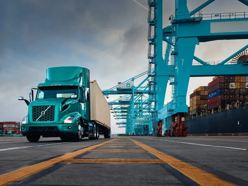 Volvo VNR Electric electric semi truck